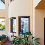 Apartment Aria